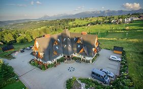 Hotel REDYK Ski&Relax - narty i widok na góry na wyciągnięcie ręki